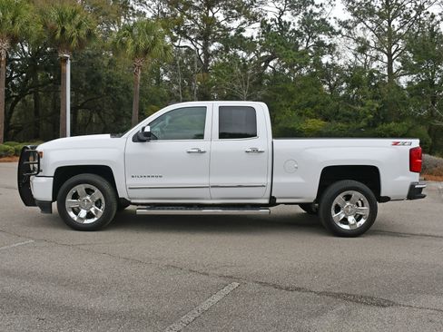 Used 2018 Chevrolet Silverado 1500 LTZ Z71 w/ LTZ Plus Package image 5