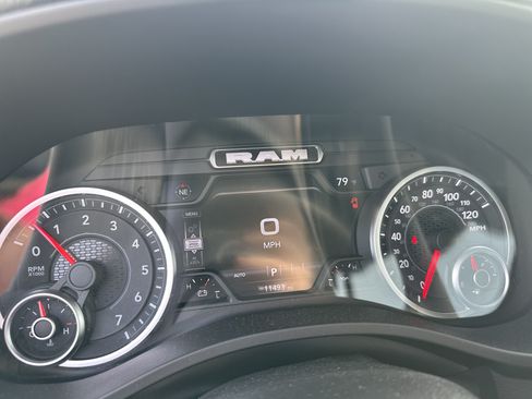 Used 2026 RAM 1500 Laramie AWD/4WD image 16