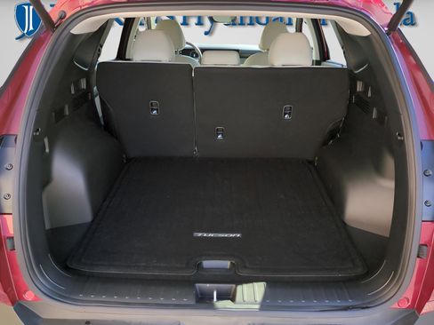 Used 2025 Hyundai Tucson SEL FWD image 30