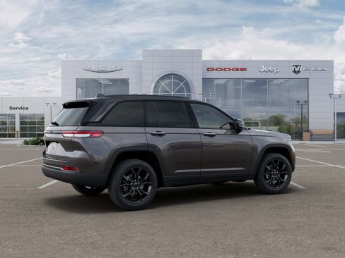 New 2025 Jeep Grand Cherokee Limited AWD/4WD image 4