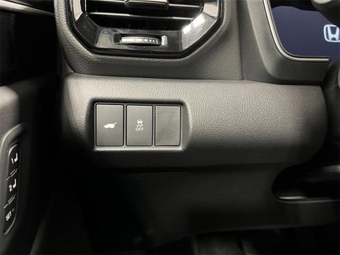 New 2025 Honda Pilot Touring image 36