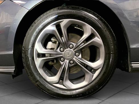 Used 2023 Honda Accord EX image 11