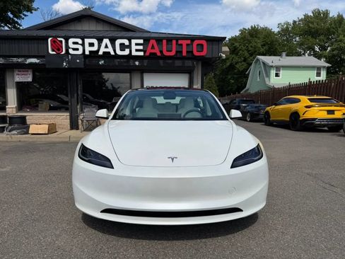 Used 2025 Tesla Model 3 Long Range AWD/4WD image 3