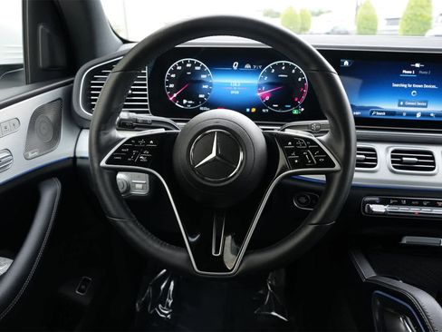 Used 2025 Mercedes-Benz GLE 350 4MATIC image 9