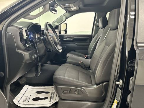 Used 2024 Chevrolet Silverado 2500 LT w/ Convenience Package AWD/4WD image 9