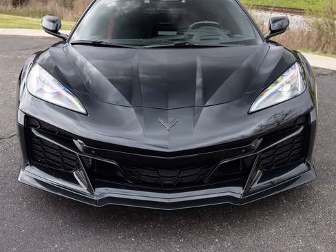 Used 2024 Chevrolet Corvette Z06 w/ Stealth Interior Trim Package image 14