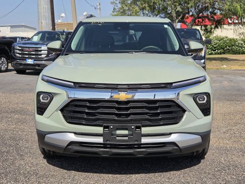 Used 2026 Chevrolet TrailBlazer LT AWD/4WD image 8
