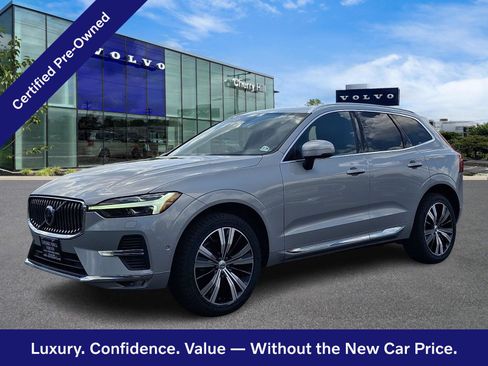 Certified 2023 Volvo XC60 B5 Plus w/ Climate Package AWD/4WD image 3