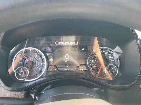 Used 2025 RAM 1500 Classic Warlock image 28