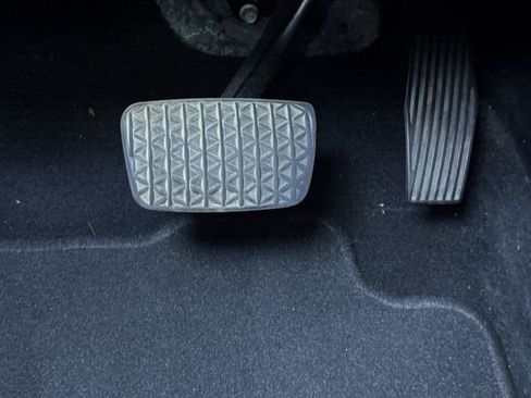 Used 2016 Chevrolet Cruze LT image 39