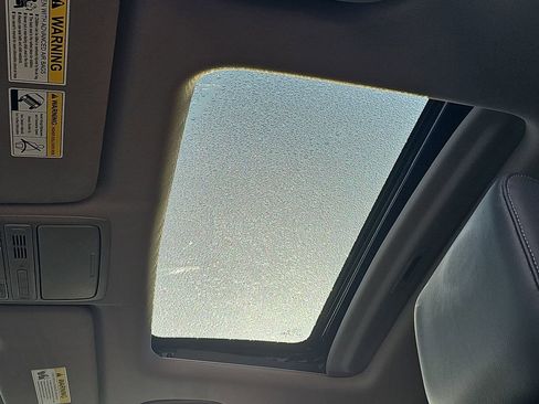 Used 2022 Honda CR-V Touring image 36