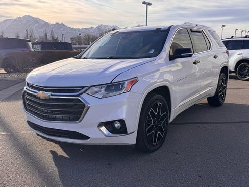 Used 2019 Chevrolet Traverse Premier image 16