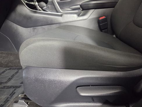 Used 2024 Toyota RAV4 LE image 13