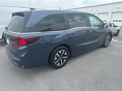 Used 2026 Honda Odyssey EX-L image 3