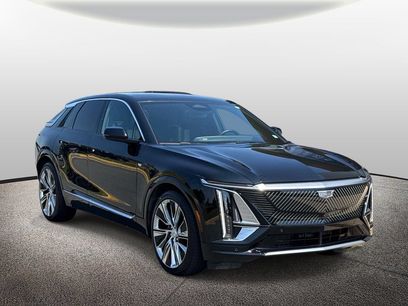Certified 2025 Cadillac Lyriq Luxury w/ LPO, Floor Liner Package