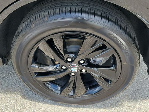 Used 2025 Buick Encore GX Sport Touring FWD image 28