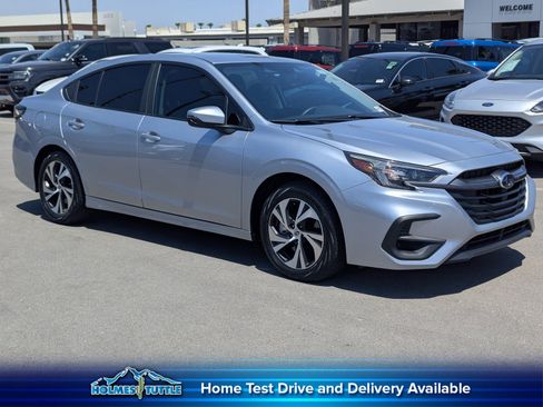 Used 2025 Subaru Legacy Premium AWD/4WD image 1