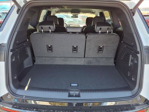 New 2025 Buick Enclave Sport Touring w/ Super Cruise Package image 24