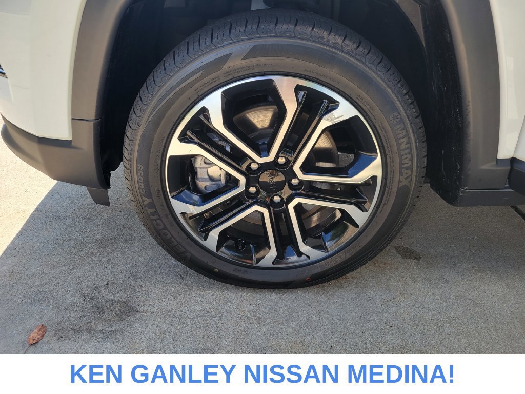 Used 2023 Jeep Compass Limited AWD/4WD image 18