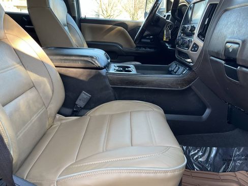 Used 2019 GMC Sierra 3500 Denali w/ Snow Plow Prep Package AWD/4WD image 14