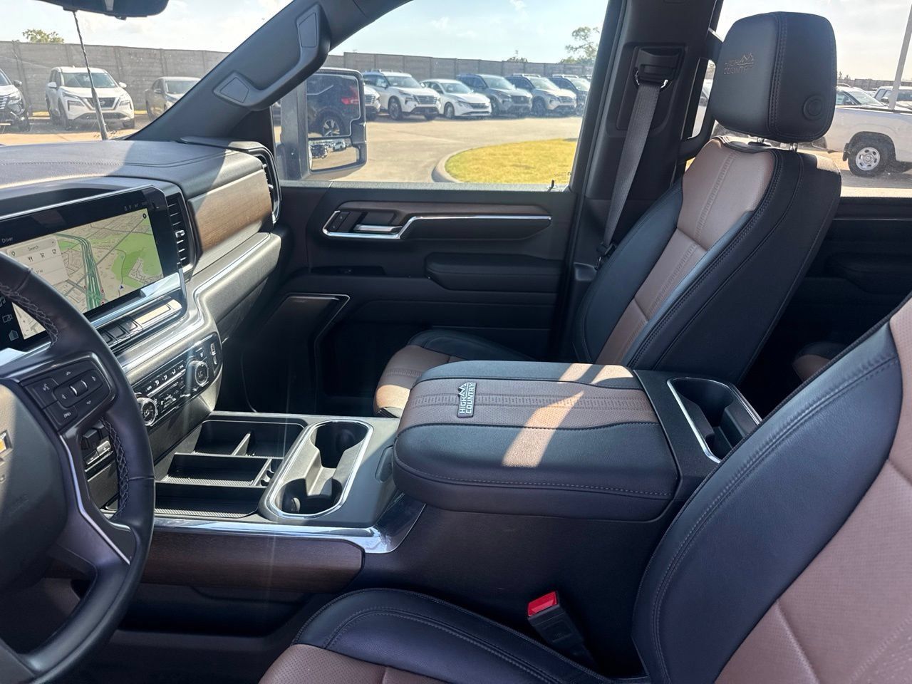 Used 2024 Chevrolet Silverado 2500 High Country w/ High Country Premium Package AWD/4WD image 44