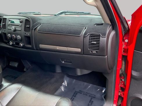 Used 2009 Chevrolet Silverado 1500 LT w/ Power Pack Plus RWD image 17