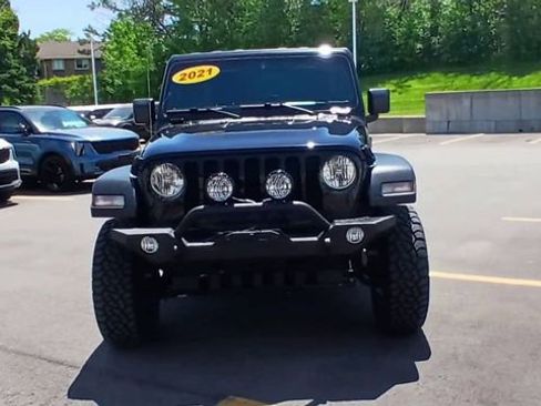 Used 2021 Jeep Wrangler Unlimited Sport AWD/4WD image 6
