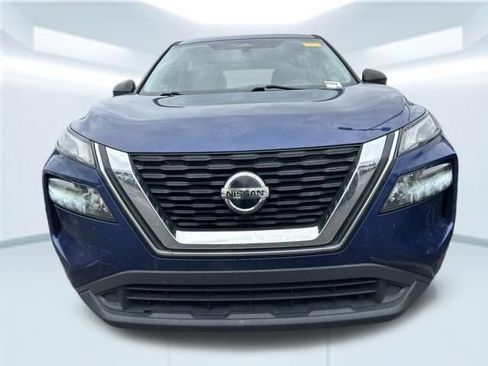 Used 2021 Nissan Rogue S FWD image 2