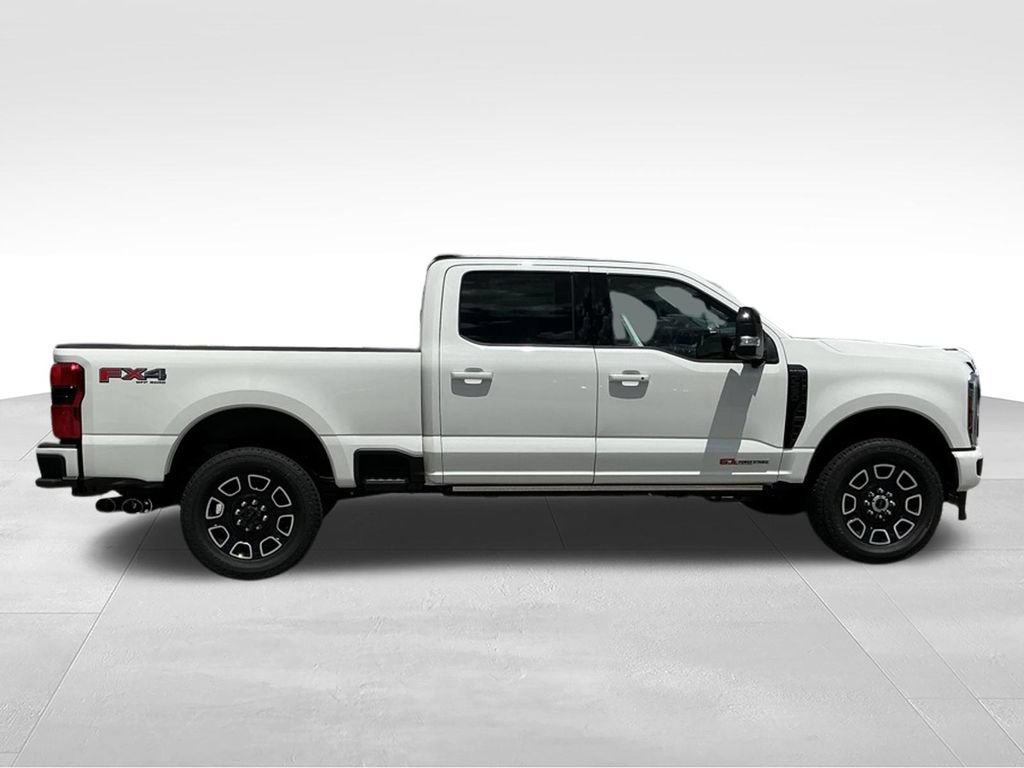 New 2026 Ford F350 Platinum w/ FX4 Off-Road Package AWD/4WD image 9