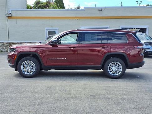 New 2025 Jeep Grand Cherokee L Laredo w/ Luxury Tech Group I image 4