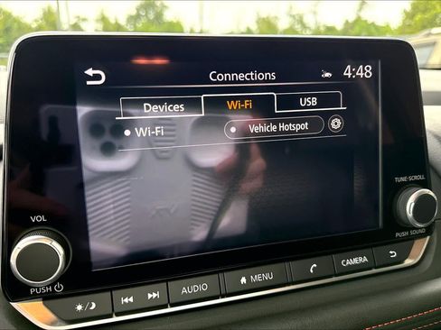 Used 2025 Nissan Rogue SV AWD/4WD image 36