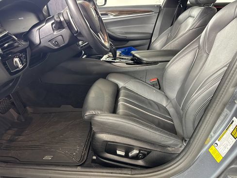 Used 2021 BMW 530i RWD image 7