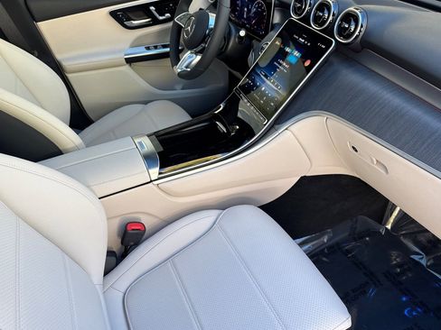 New 2026 Mercedes-Benz GLC 300 image 11