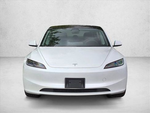 Used 2025 Tesla Model 3 Long Range RWD image 2