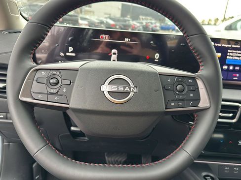 New 2026 Nissan Sentra SR w/ Floor Mat Package FWD image 17