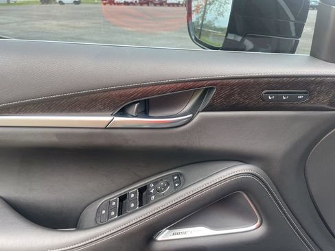 Used 2023 INFINITI QX60 Sensory w/ Cargo Package FWD image 18