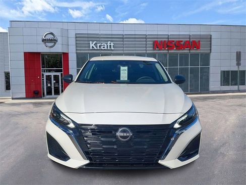 New 2025 Nissan Altima 2.5 S image 8