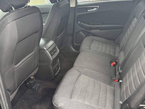 Used 2017 Ford Edge SEL FWD image 9