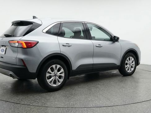 Used 2024 Ford Escape Active image 9