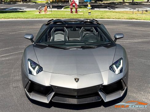 Used 2017 Lamborghini Aventador LP 700-4 AWD/4WD image 6