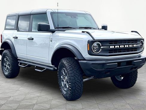 New 2026 Ford Bronco Big Bend AWD/4WD image 1