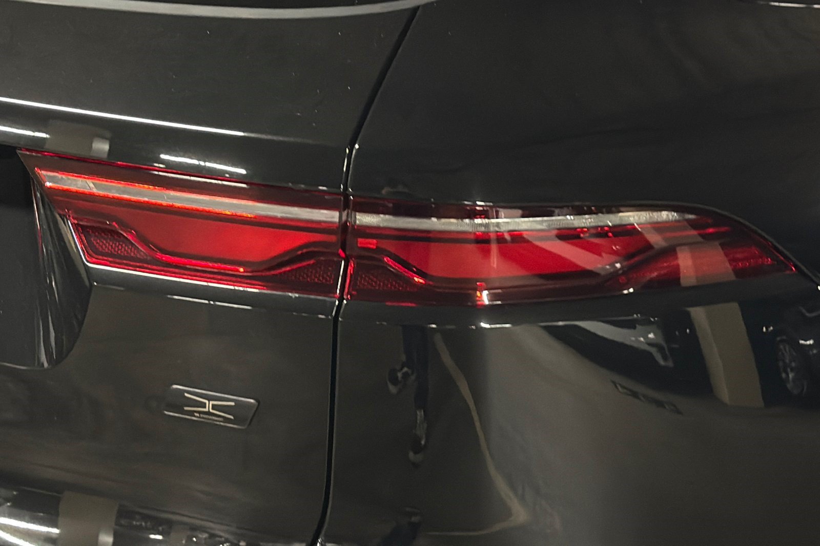 New 2026 Jaguar F-PACE R-Dynamic S AWD/4WD image 25
