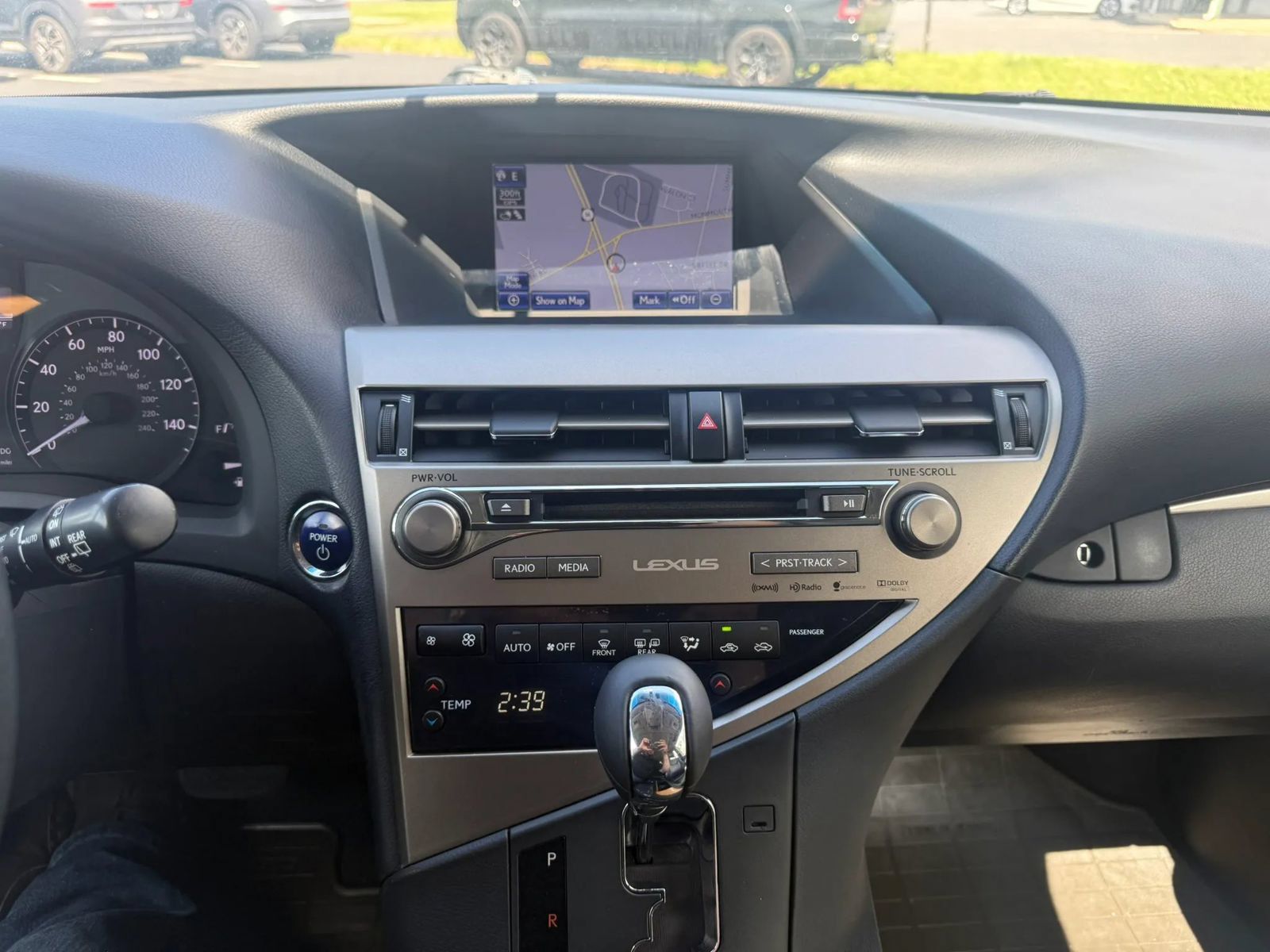 Used 2015 Lexus RX 450h AWD image 25