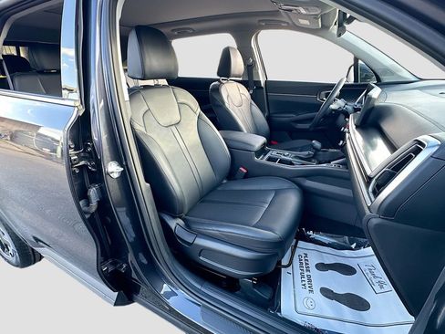 Used 2025 Kia Sorento S w/ Panoramic Sunroof Package image 29