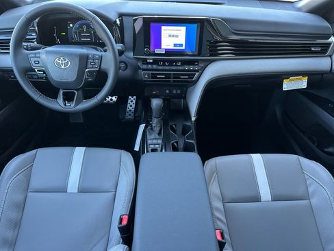 New 2026 Toyota Camry SE image 12