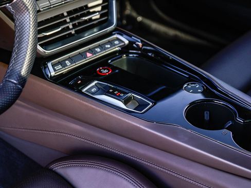 Used 2023 Audi e-tron GT Prestige image 20