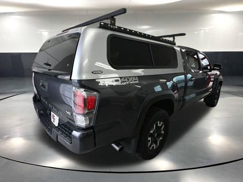 Used 2021 Toyota Tacoma TRD Off-Road w/ Technology Package AWD/4WD image 6