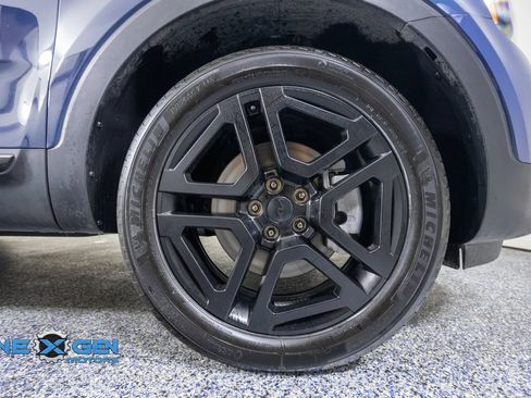 Used 2025 Kia Telluride EX X-Line AWD/4WD image 45