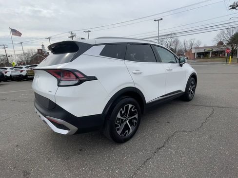 Used 2023 Kia Sportage EX image 8