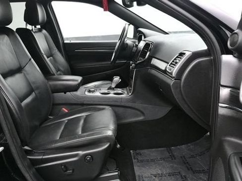 Used 2019 Jeep Grand Cherokee Limited AWD/4WD image 11